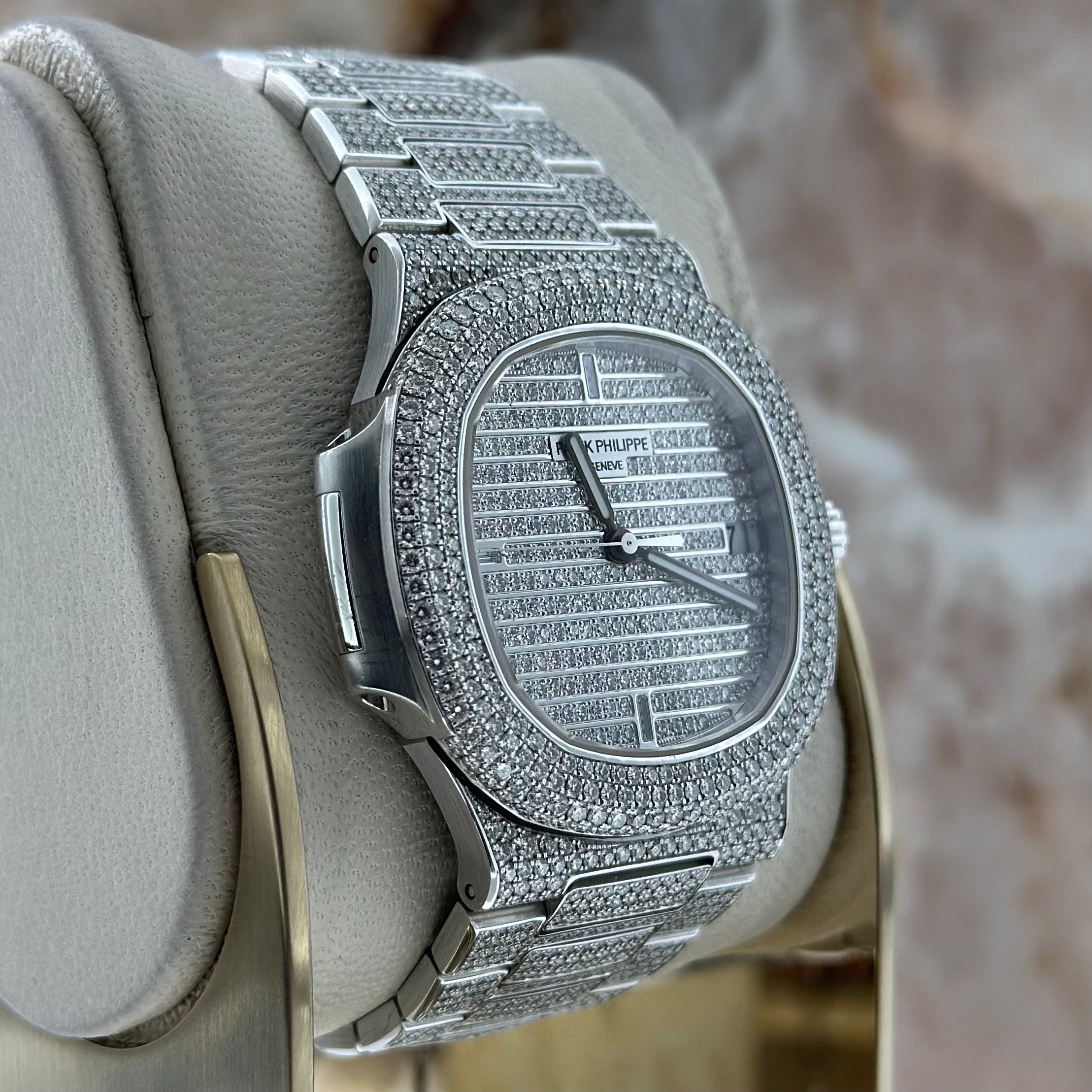 Nautilus REF. 5719/1G-001