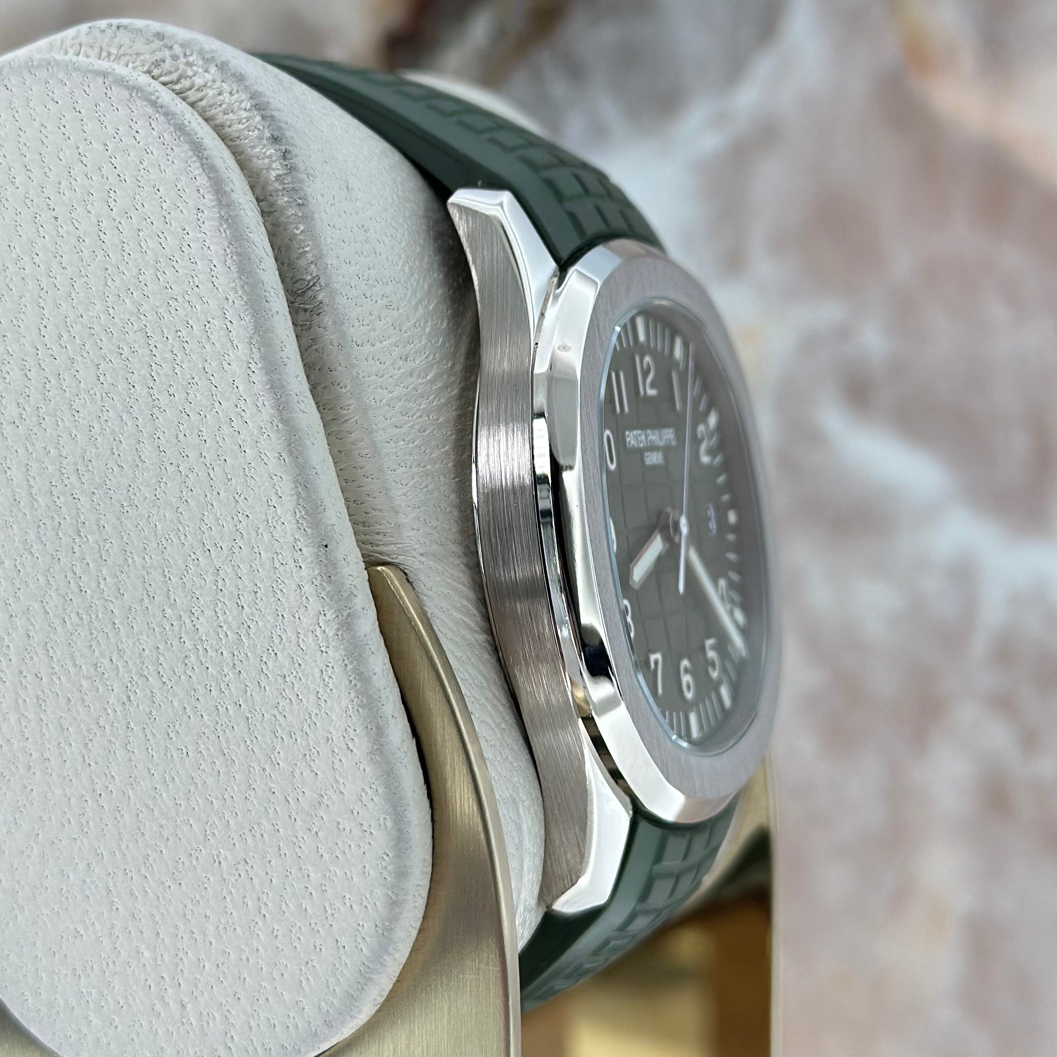 Patek Philippe Aquanaut REF. 5168G-010