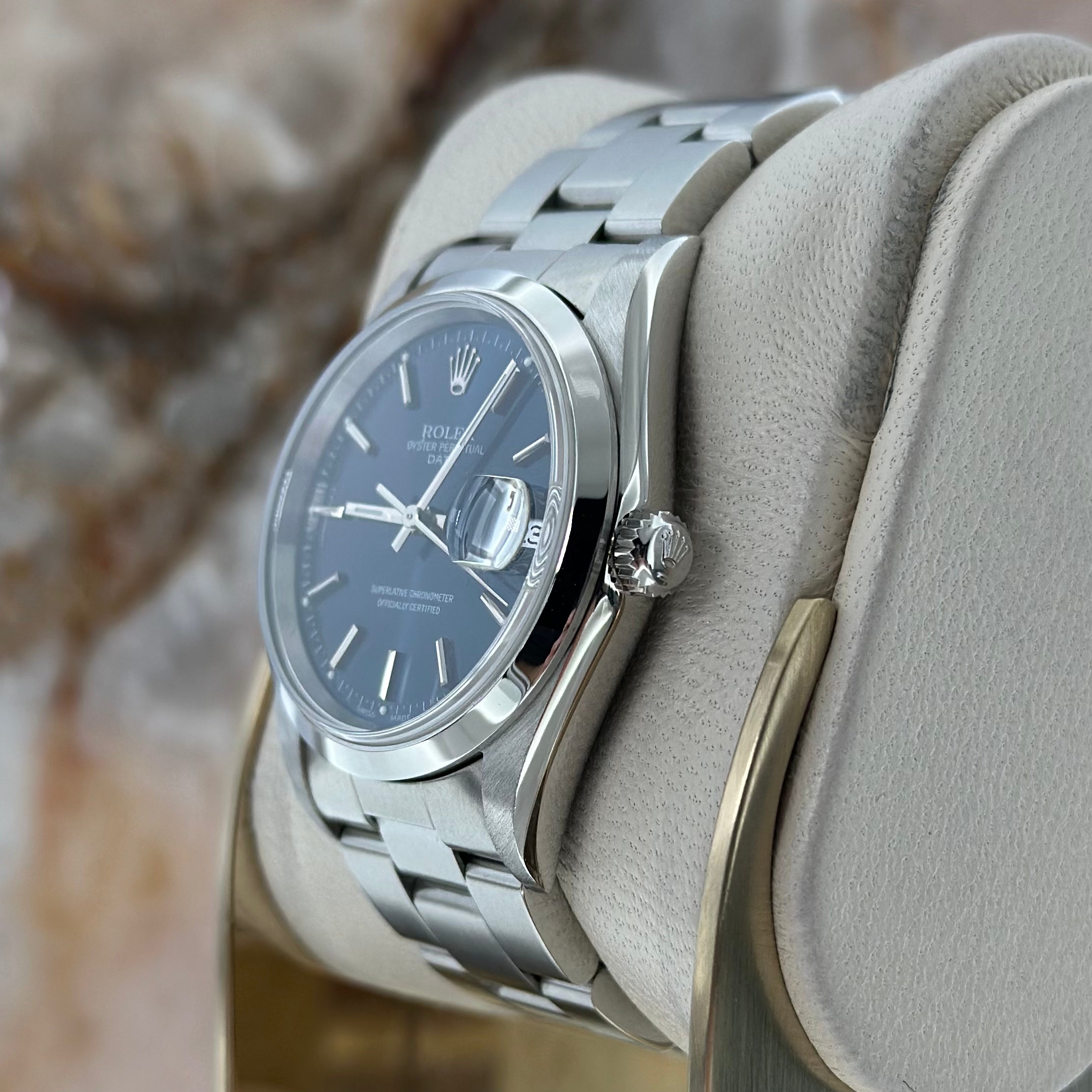 Rolex Oyster Perpetual Date REF. 15200