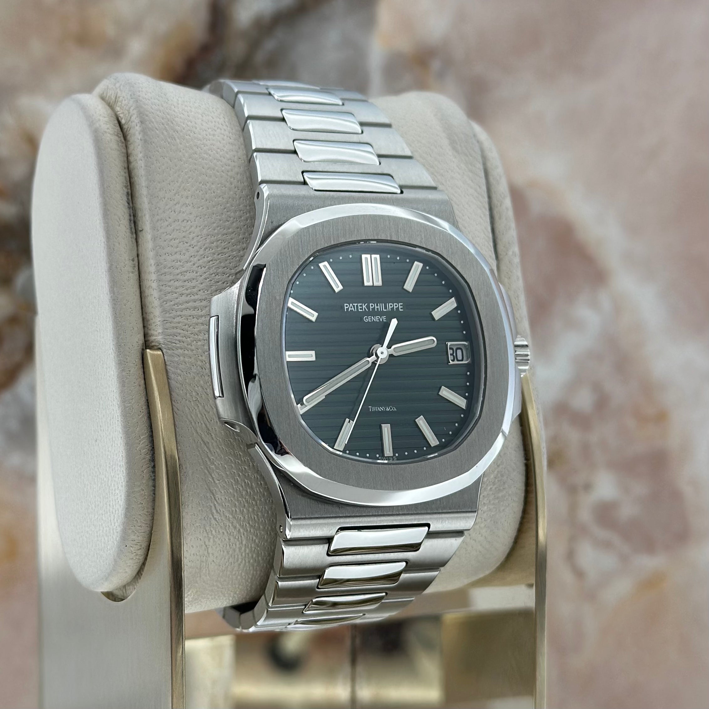 Nautilus Green Tiffany Dial Super Rare REF. 5711/1A-014