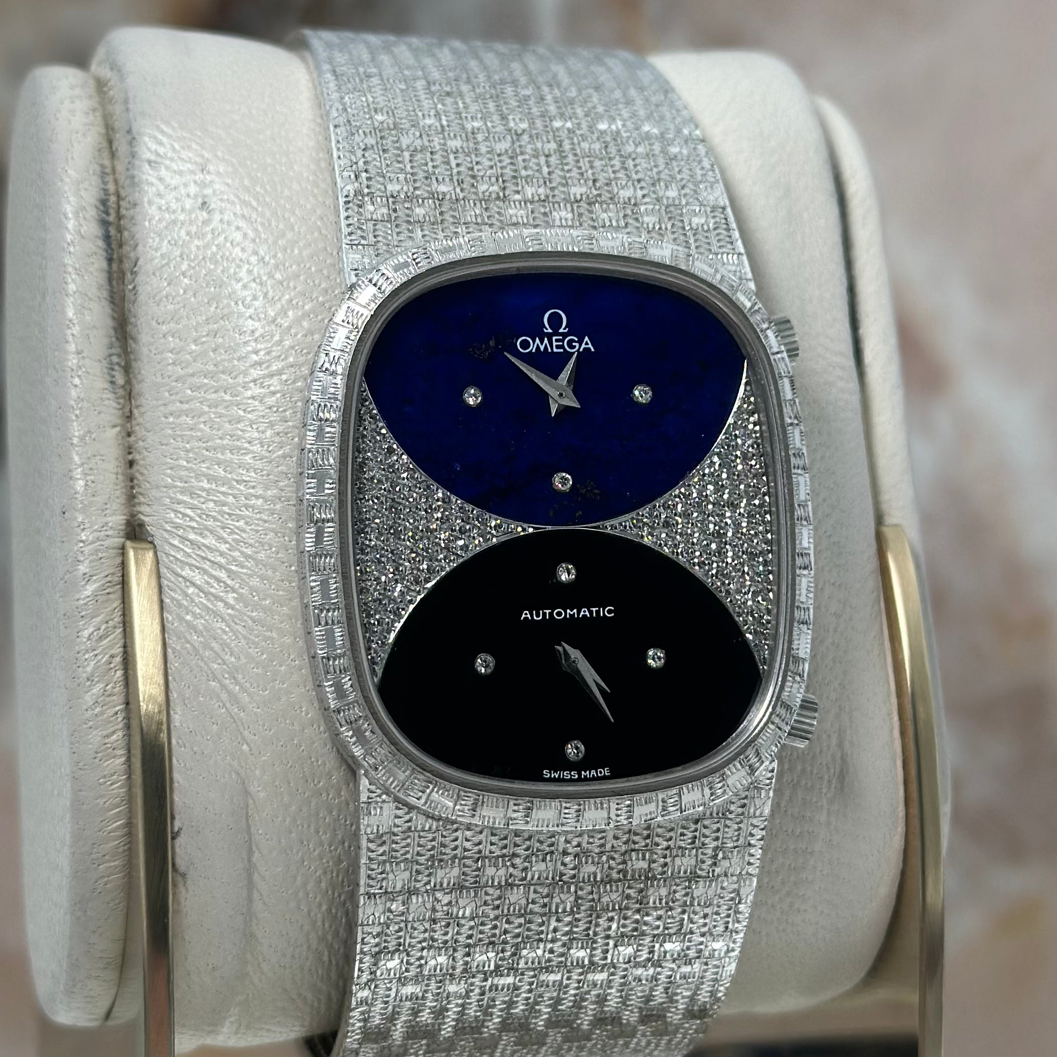 Omega Classic Vintage Day&night