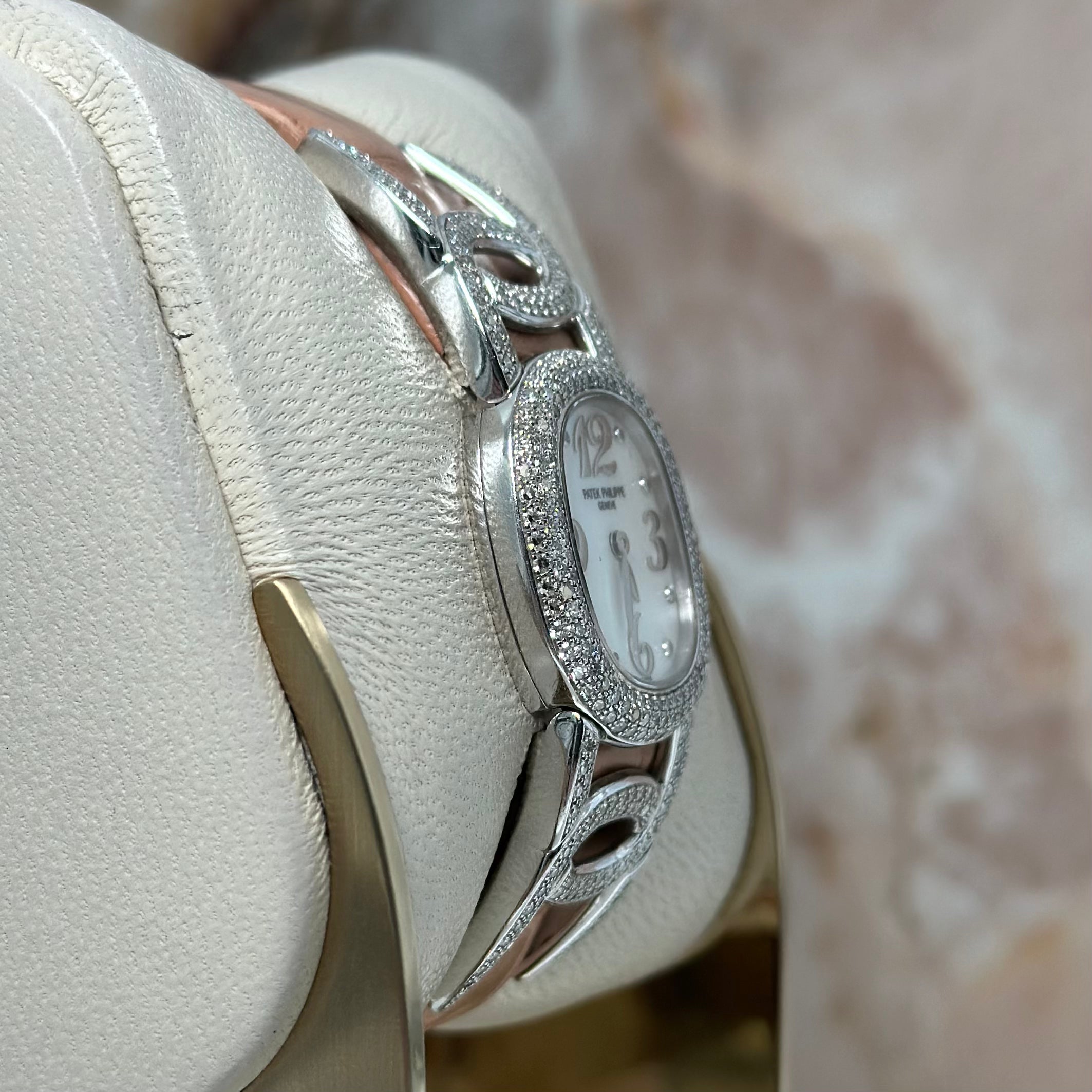 Patek Philippe Golden Ellipse REF. 4832G