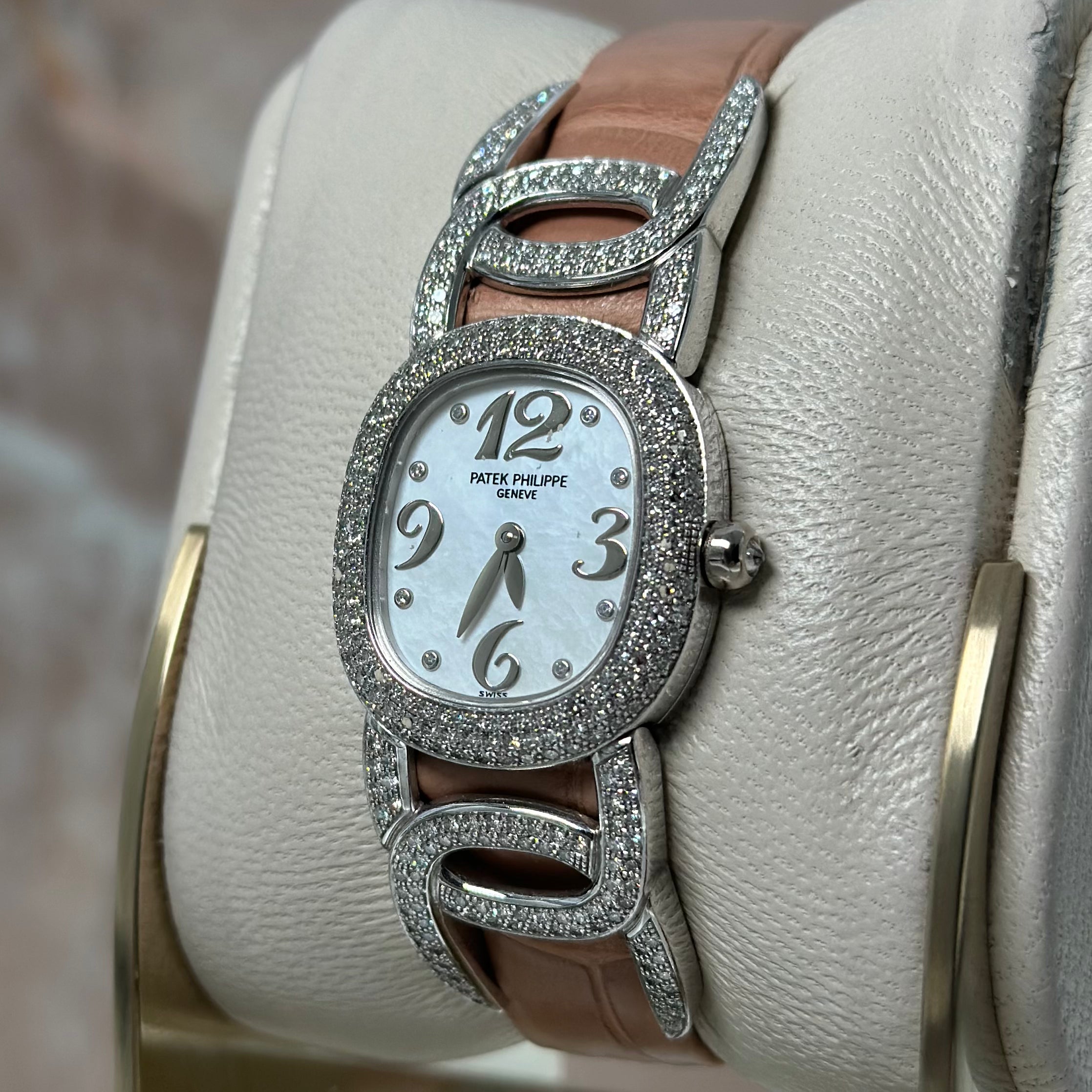 Patek Philippe Golden Ellipse REF. 4832G