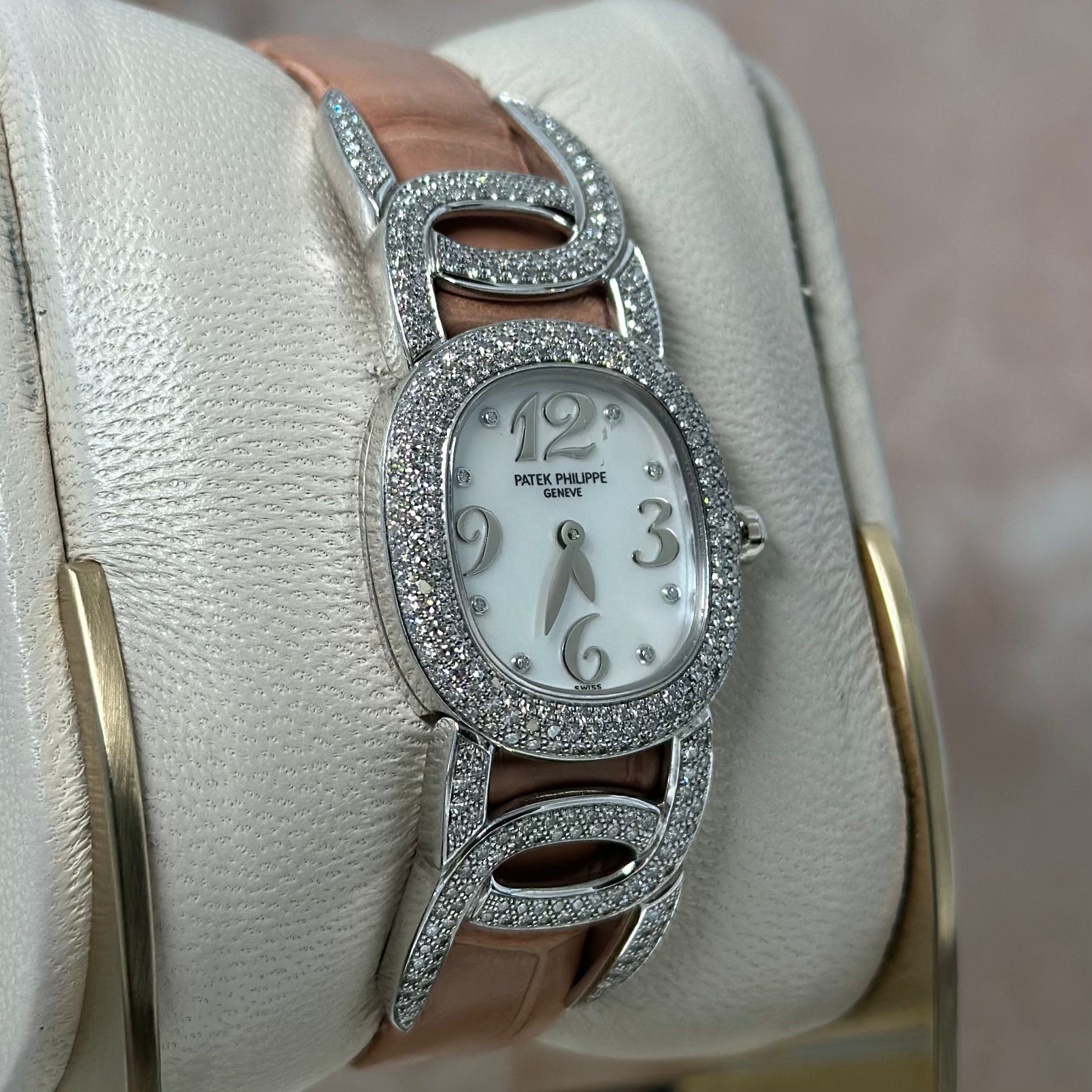 Patek Philippe Golden Ellipse REF. 4832G