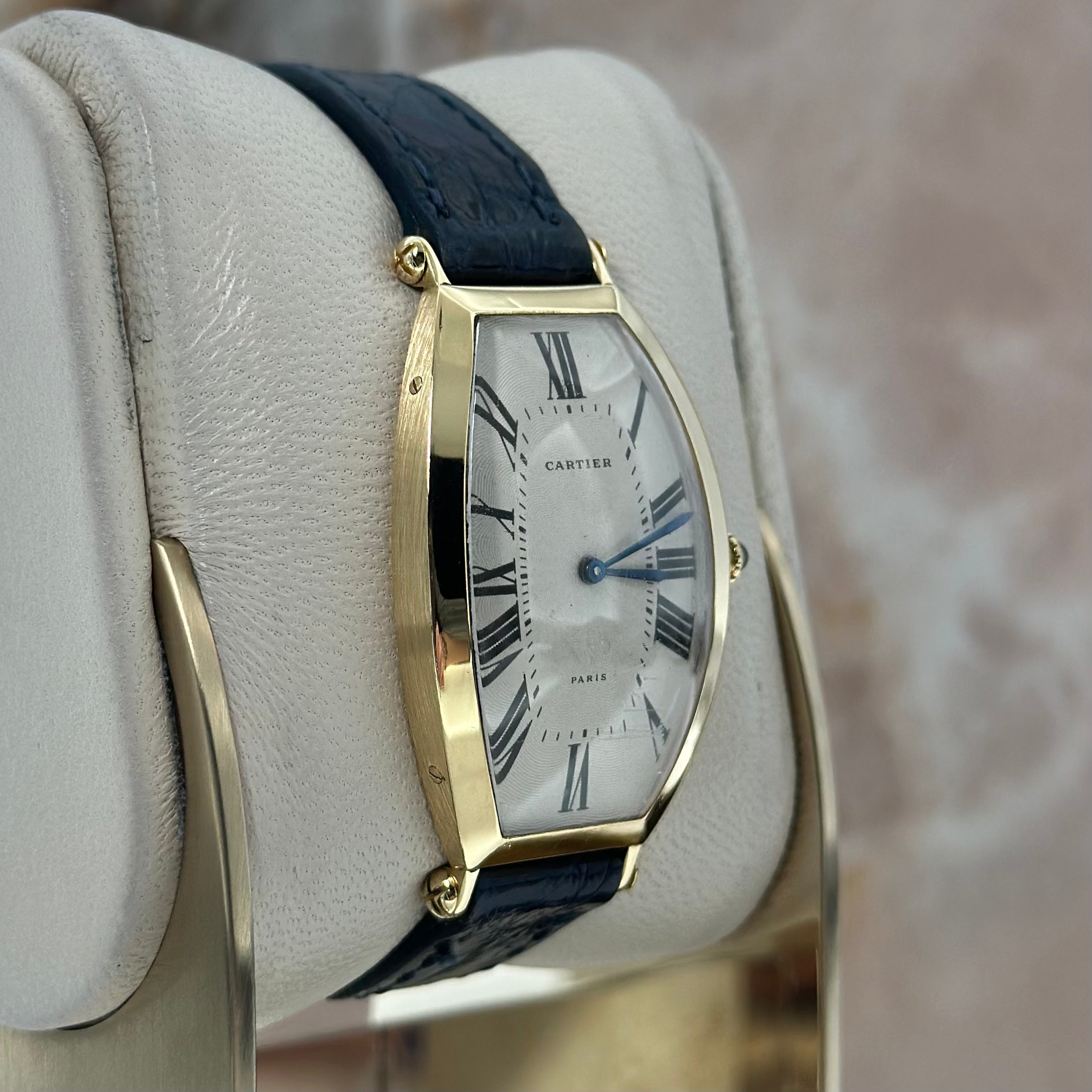 Cartier Tonneau REF. 89590043