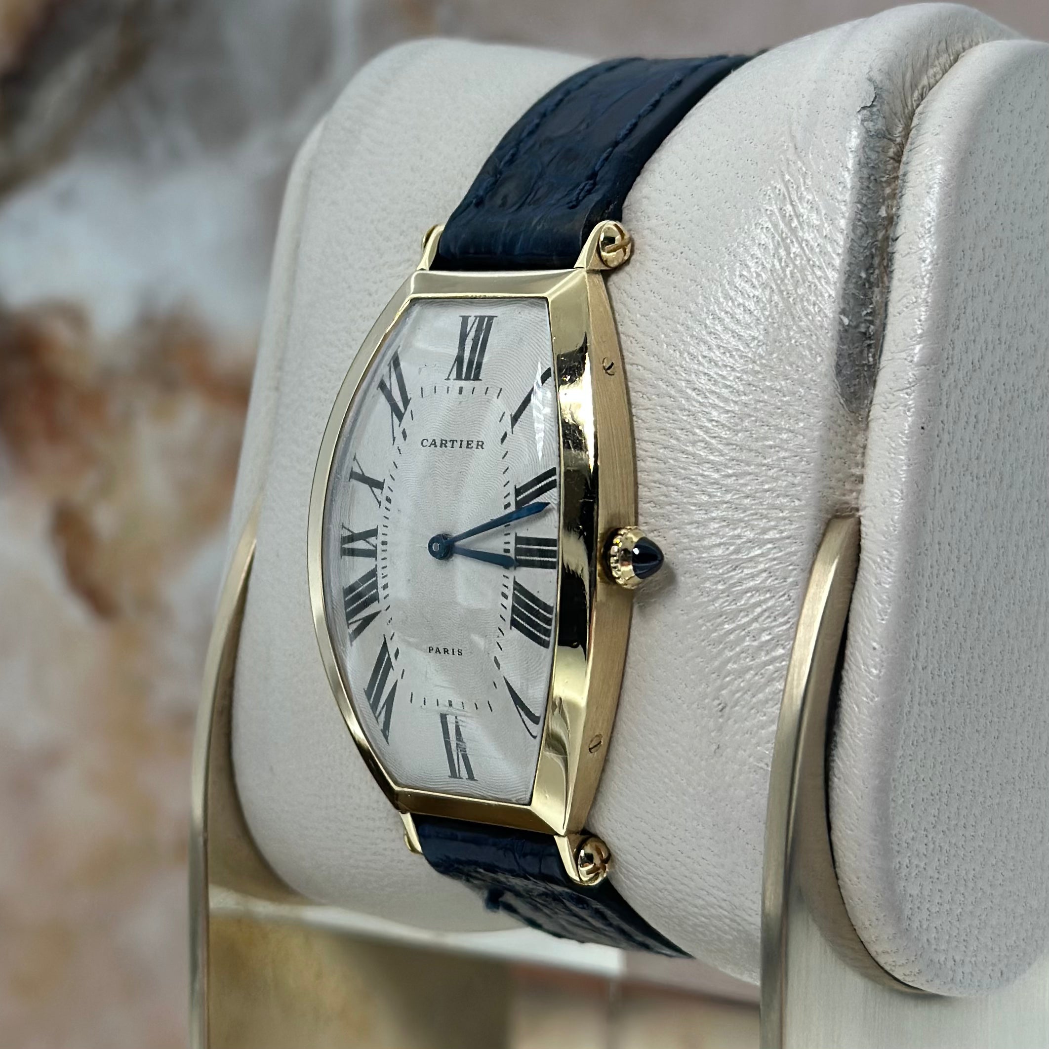 Cartier Tonneau REF. 89590043